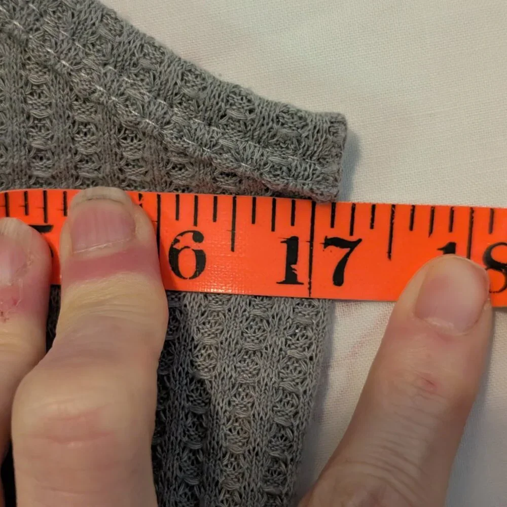 Shein Gray Knit Tank Top, Size Medium - Picture 10 of 11